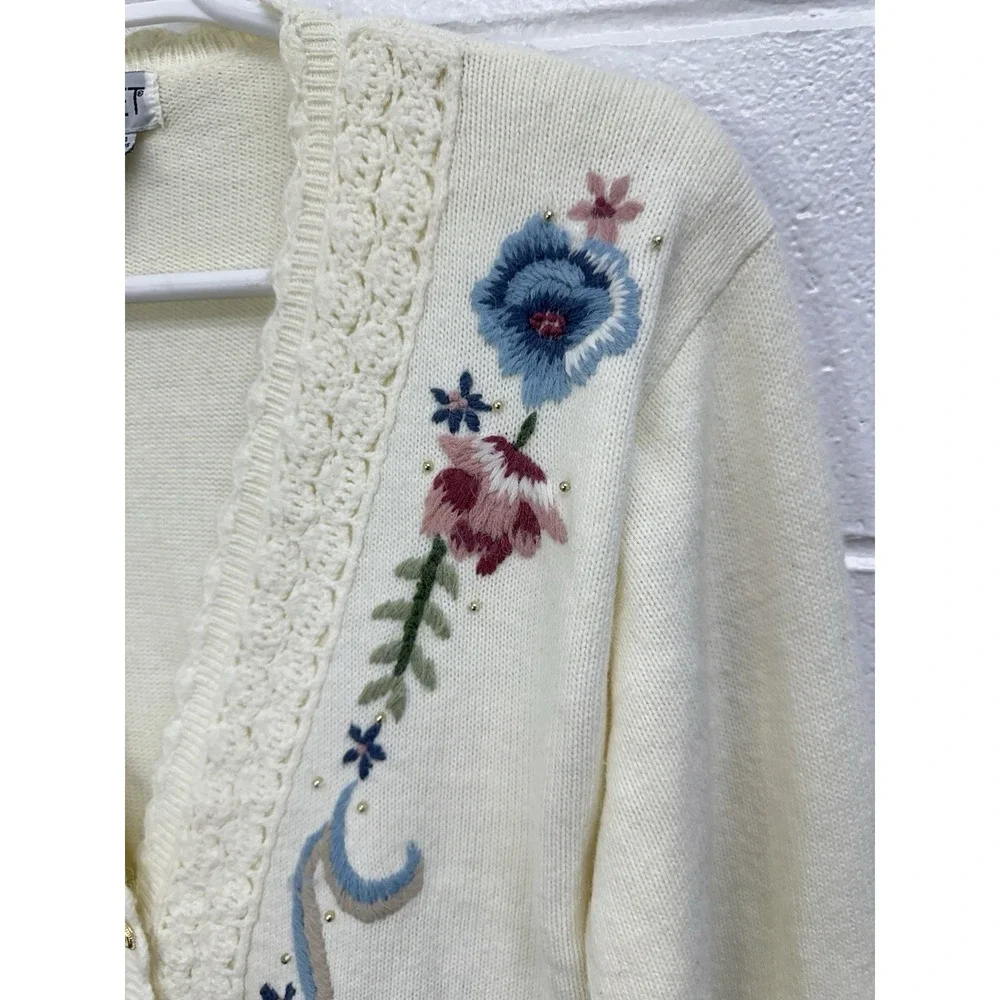 VTG 90s Koret Embroidered Floral Scalloped Lace Acrylic Cream Sweater Women's XL